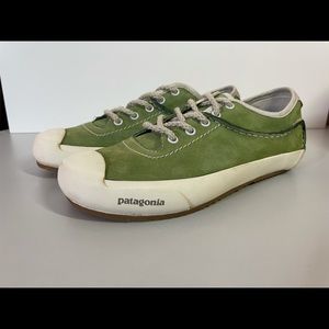 Patagonia Green Nubuck Leather Oxford Womens 6.5